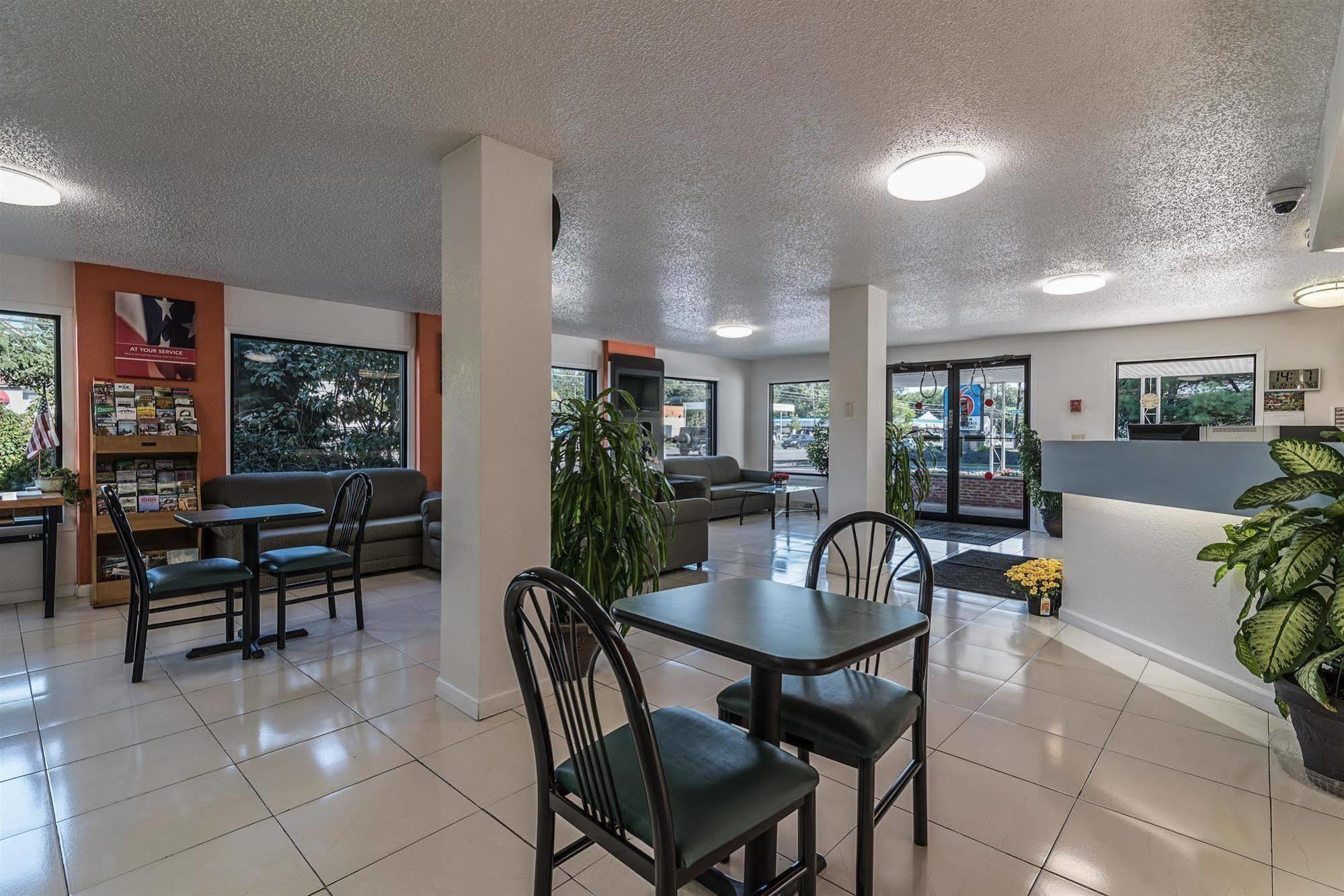 Motel 6-Albany, NY - Airport Exterior foto