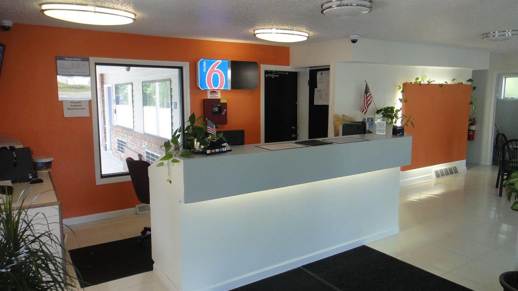 Motel 6-Albany, NY - Airport Exterior foto