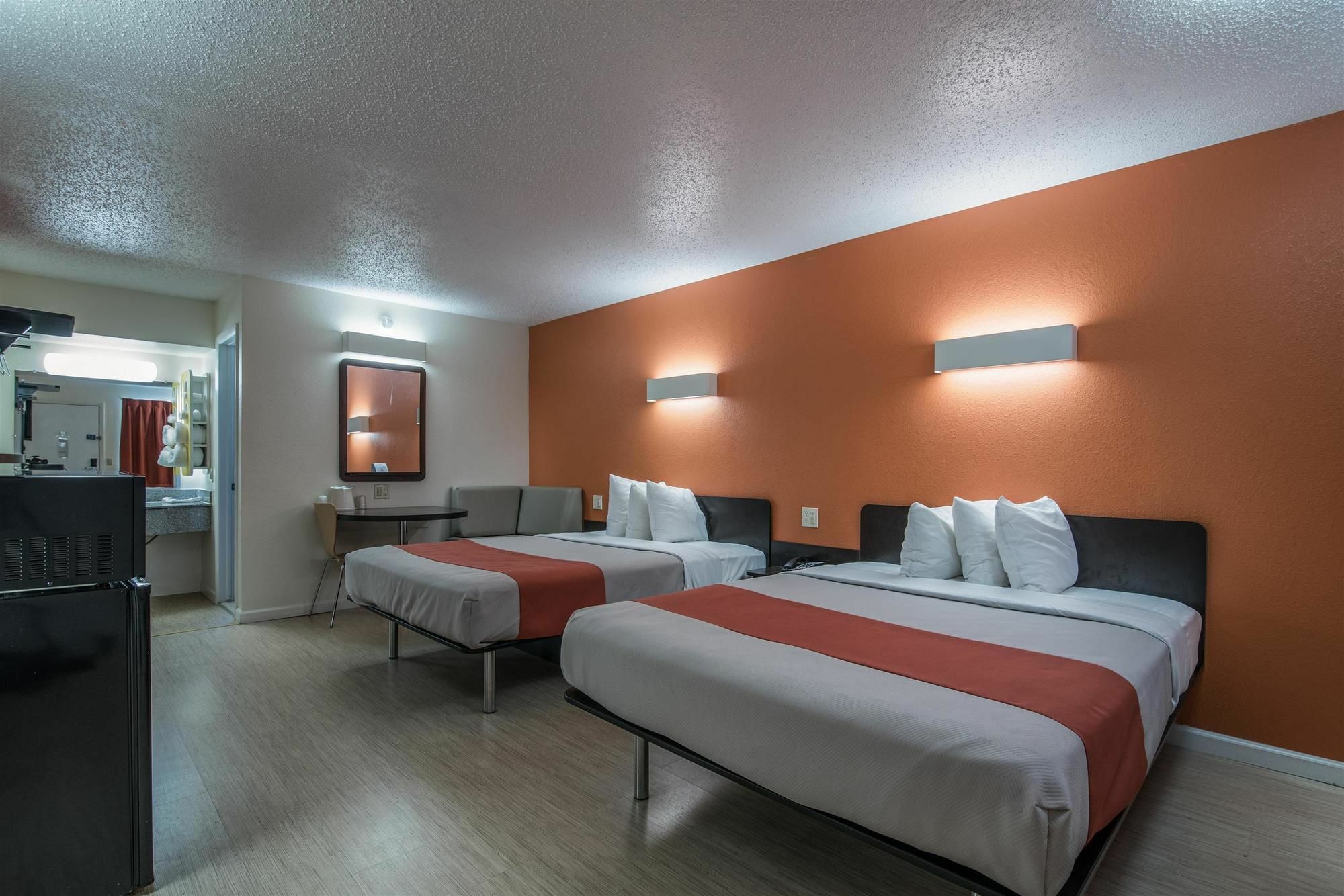 Motel 6-Albany, NY - Airport Exterior foto